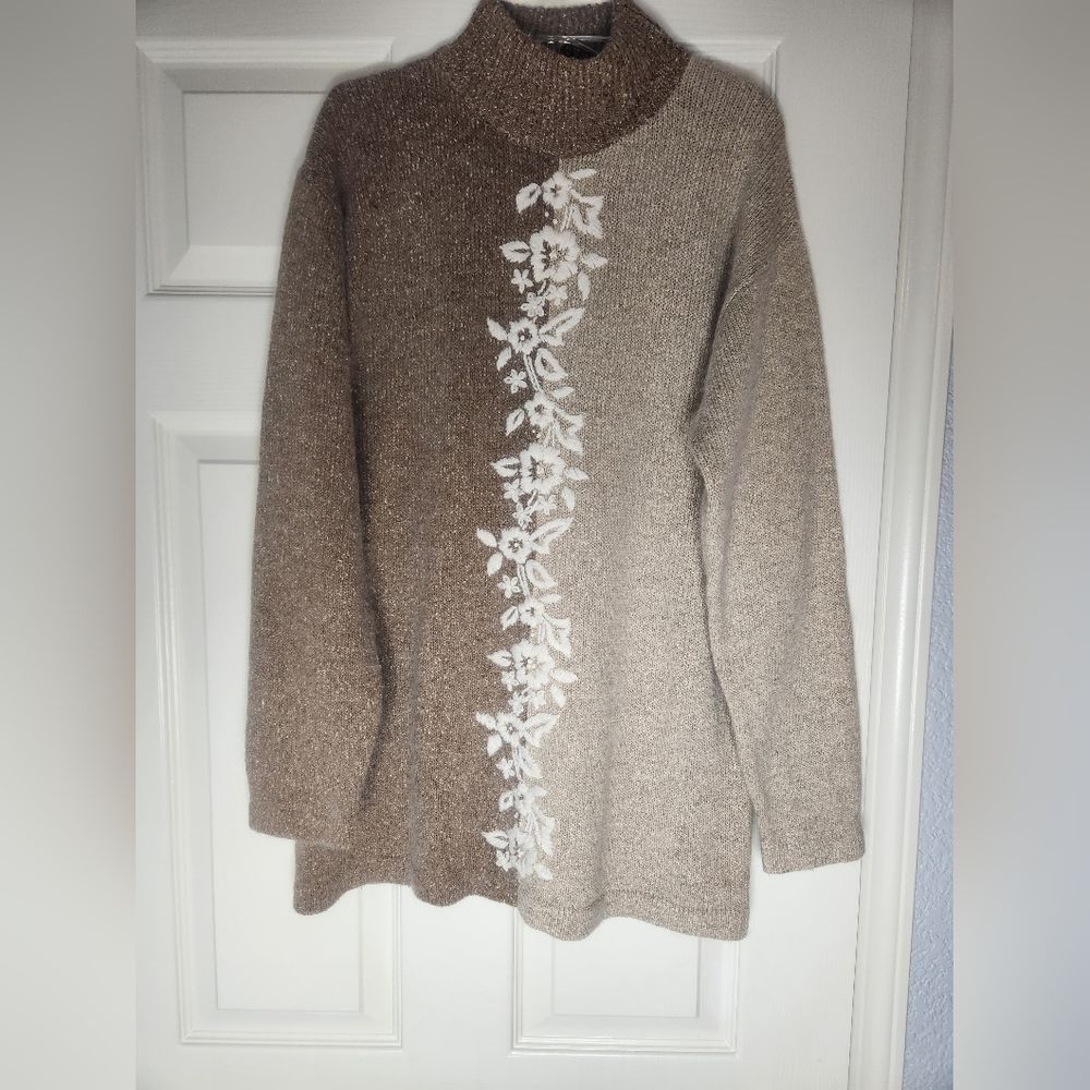 Elegant Two-Tone Sweater with Floral Design